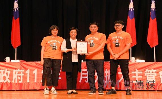 救命急先鋒!保忠精密公司捐贈彰縣消防局35組自動給氧甦醒器