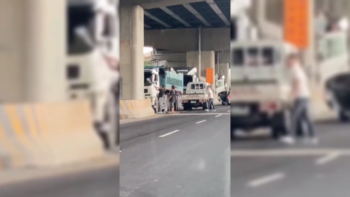 林口3煞「球棒隊」怒砸砂石車 只因「排班」起口角 64 313 6 | 社會 社會 記者爆料網