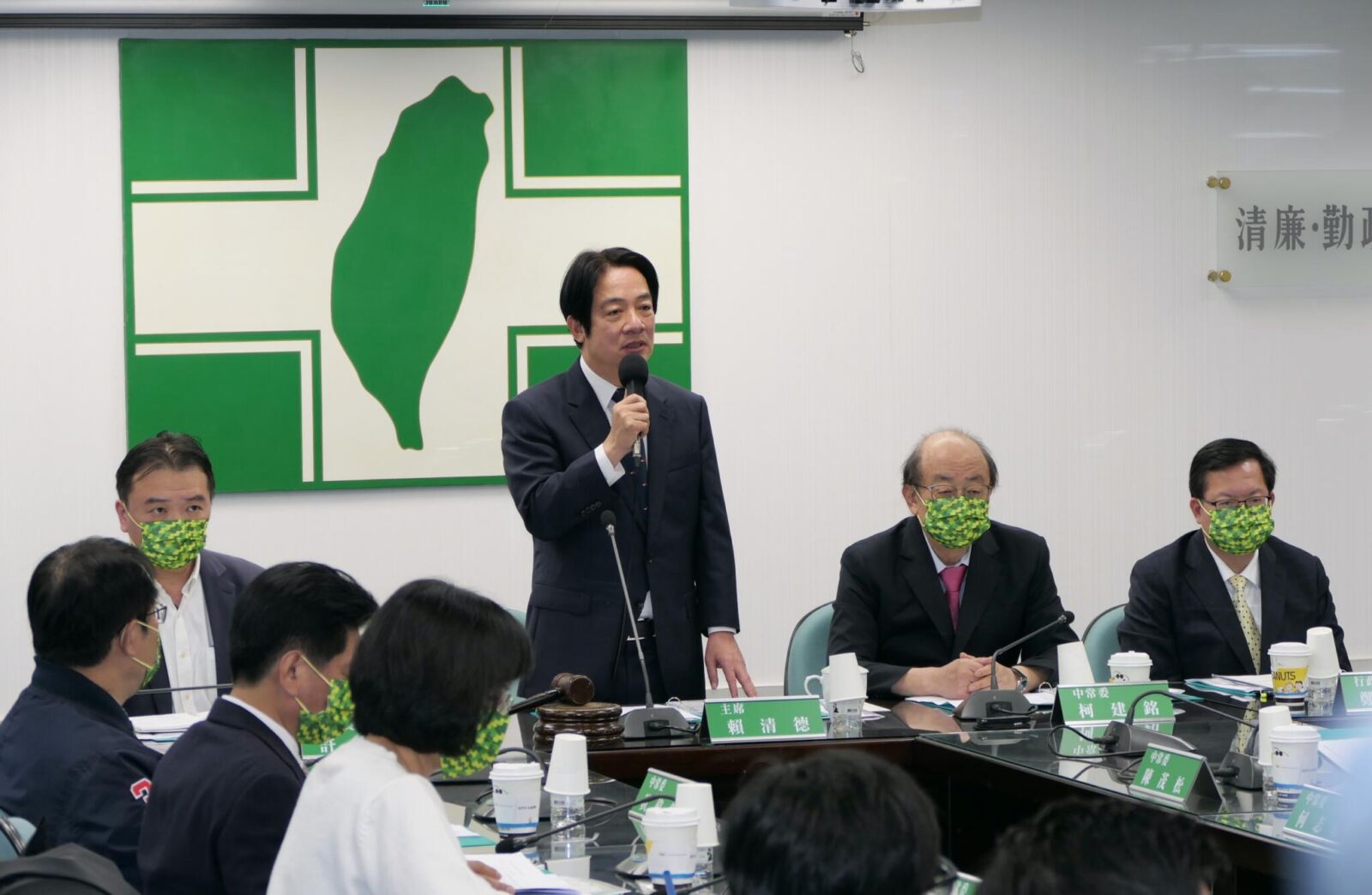 賴清德國安幕僚不見蔡人馬？賴競辦：執政一體國安同心 295