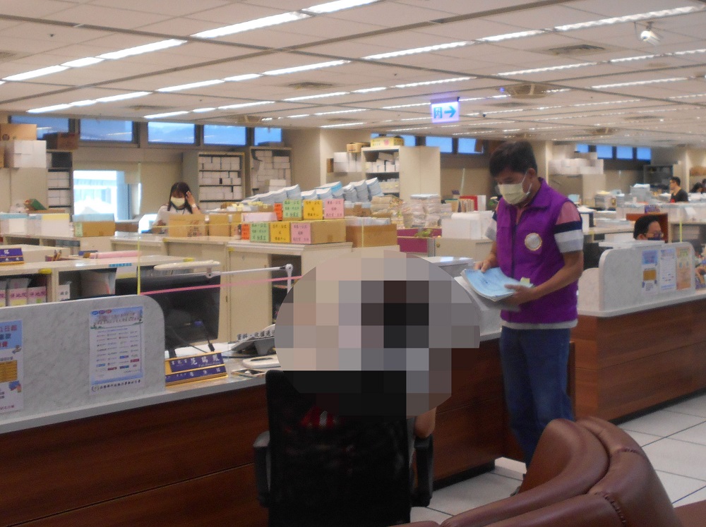 油漆工無照駕駛又酒駕 土地被查封親姐出面代繳清 294 油漆工無照駕駛又酒駕 土地被查封親姐出面代繳清 293