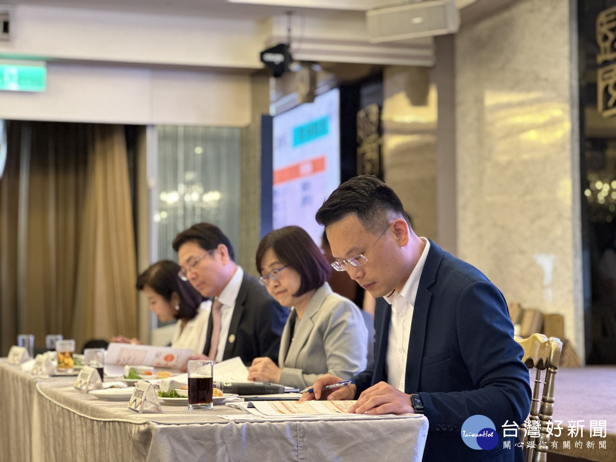 基北北桃合作交流平台副市長會議由4市副市長主持。