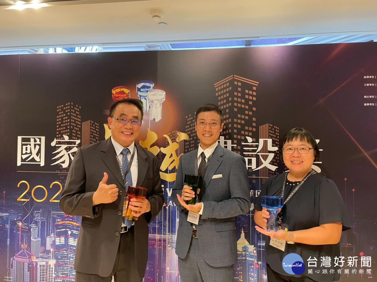 台中市政府教育局提報8所校園建築工程，全數獲得國家卓越建設獎肯定。