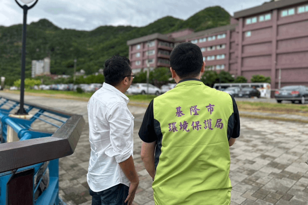 工廠污水致八斗子遊艇港水質惡化 謝國樑:清查暗管、溯源 250 工廠污水致八斗子遊艇港水質惡化 謝國樑:清查暗管、溯源 249