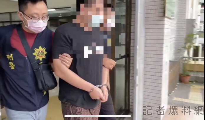 (持刀拒捕片)5條通毒品藥頭 遇警攻堅竟持刀拒捕慘遭壓制 68 C37F129A A615 4256 BF92 B06B13A83602 | 社會 社會 記者爆料網
