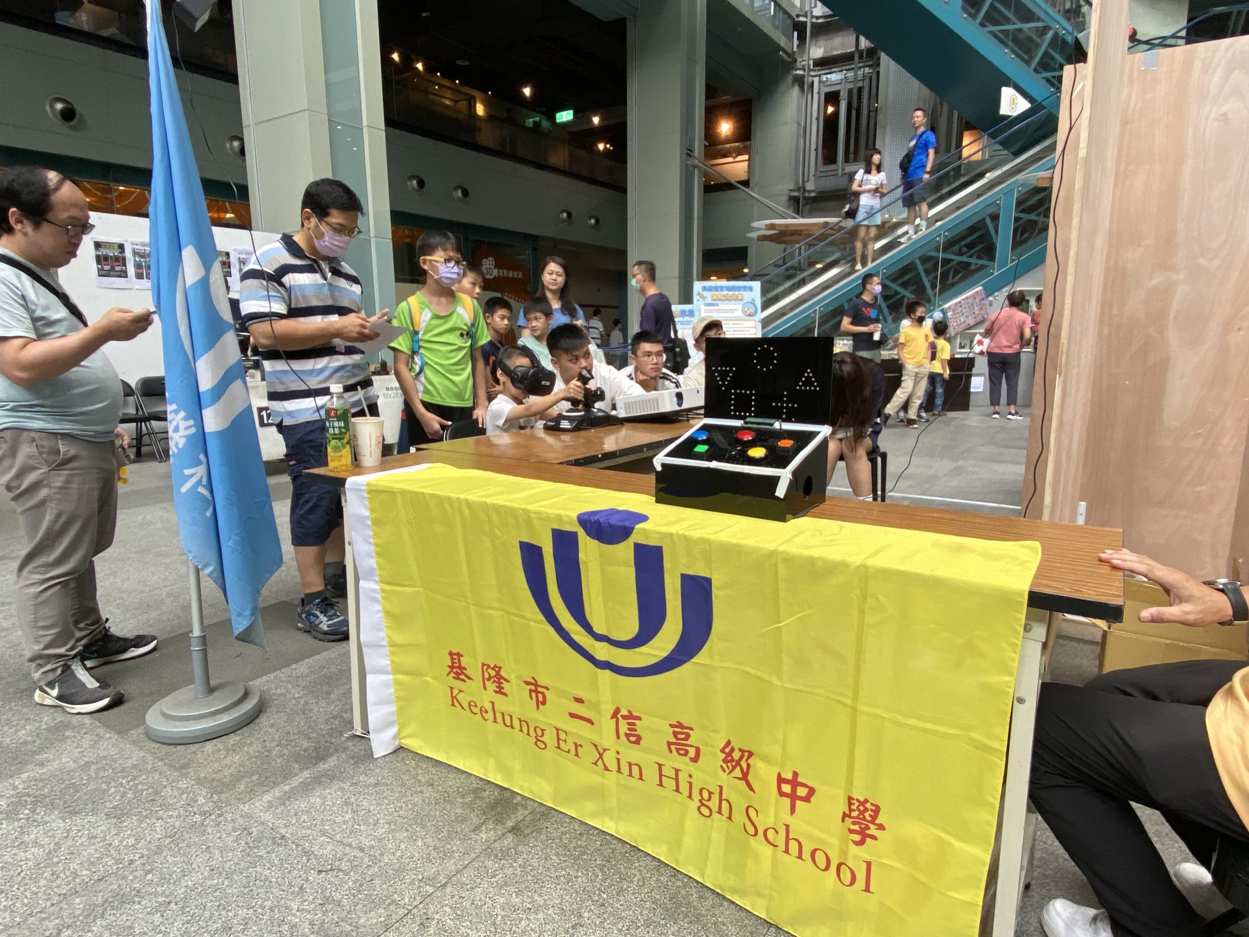 台北業餘無線電特展二信藍芽VR體驗獲佳評