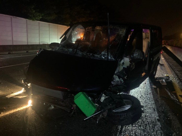 (國道連環車禍片)國道1連環車禍! 3車相撞釀8人受傷 68 | 社會 社會 記者爆料網