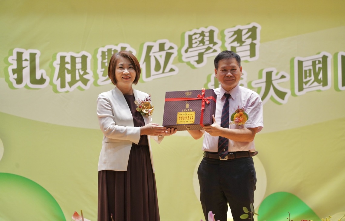 112學年度國中小校長交接典禮  竹田國中退休校長許金元致詞