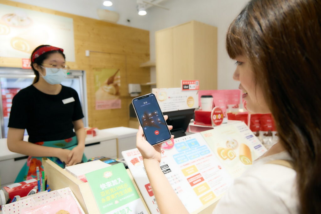 亞尼克父親節再加碼,為偶爸讚出來活動,門市現場結帳大聲call out對偶爸告白,即享指定商品88折