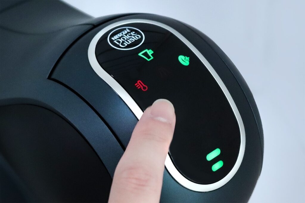 雀巢多趣酷思膠囊咖啡機Genio S Touch登台
