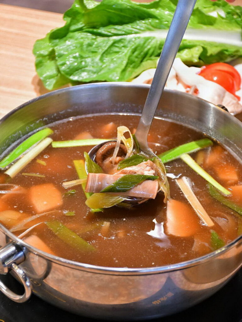 汆食|魷魚螺肉蒜鍋