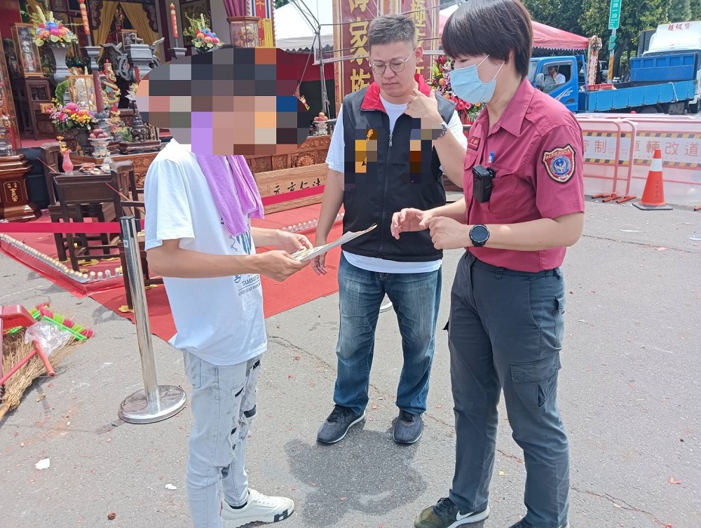 宮廟遶境違規燃放煙火　新北消防局蒐證開罰不寬貸 283