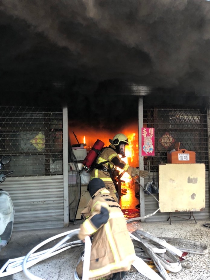 台南市東區住宅火警 屋內燃燒面積約20平方公尺 74 img 1373 | 社會 社會 記者爆料網