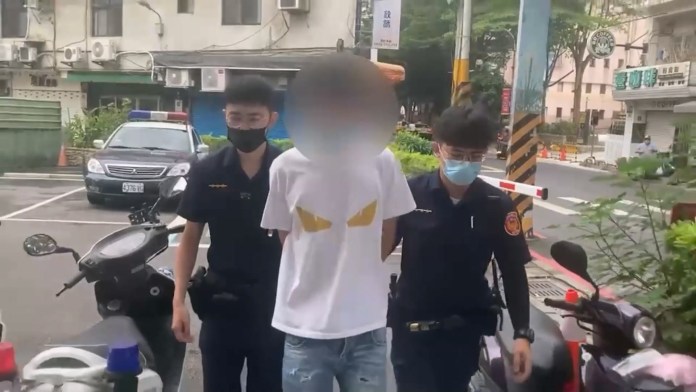 出師未捷身先死 16歲少年組詐團只騙到提款卡就遭逮 70 214 | 社會 社會 記者爆料網