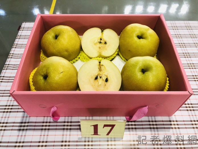 台中高接梨評鑑揭曉 黃春泉奪2023梨王 74 台中高接梨評鑑揭曉 黃春泉奪2023梨王