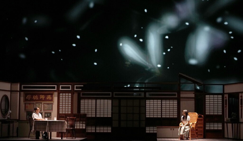 由氣質女星張靜之飾演第三者梨花，與游安順上演一場婚外戀情（綠光創藝提供，攝影:張大魯）