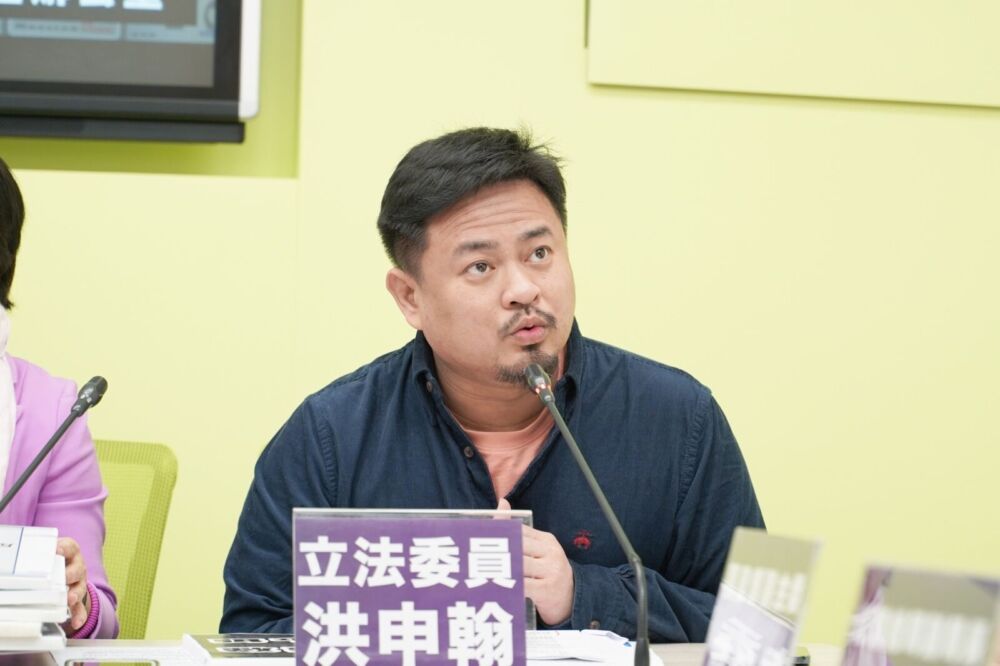 農委會升格農業部 洪申翰籲「國民黨與民眾黨放過台灣農業」 302 農委會升格農業部 洪申翰籲「國民黨與民眾黨放過台灣農業」 301