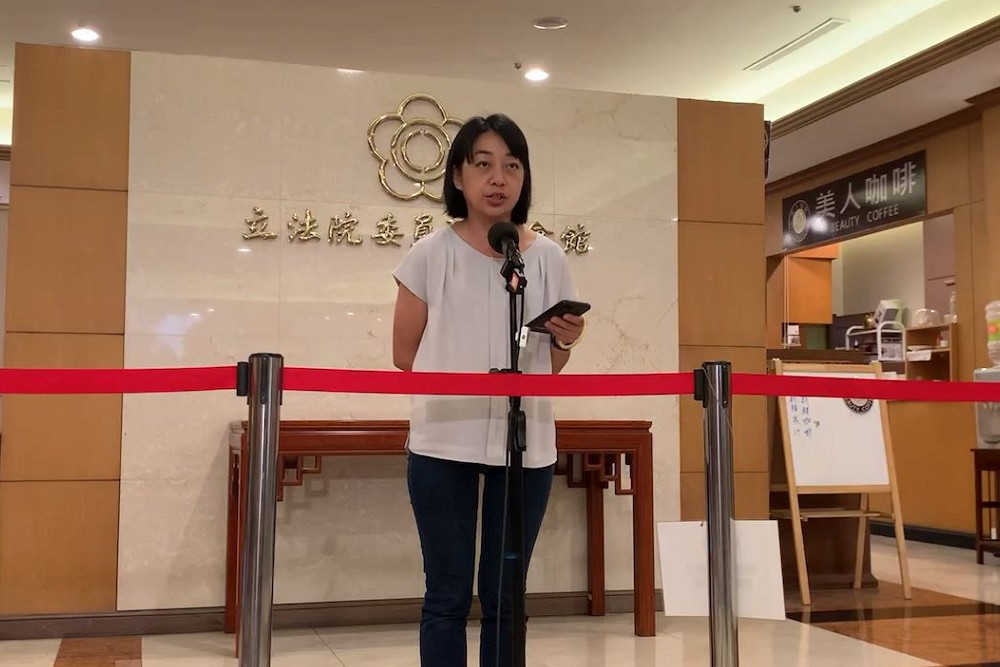 竹縣義民中學疑不當解雇教師 王婉諭籲盡快協商維護師生權益 259