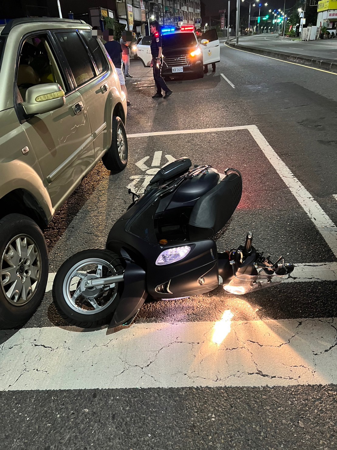 行車糾紛口角 小港警迅速到場查獲送辦