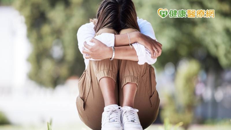 「年輕族群心理健康支持方案」8/1上路! 「這些人」享3次免費心理諮商