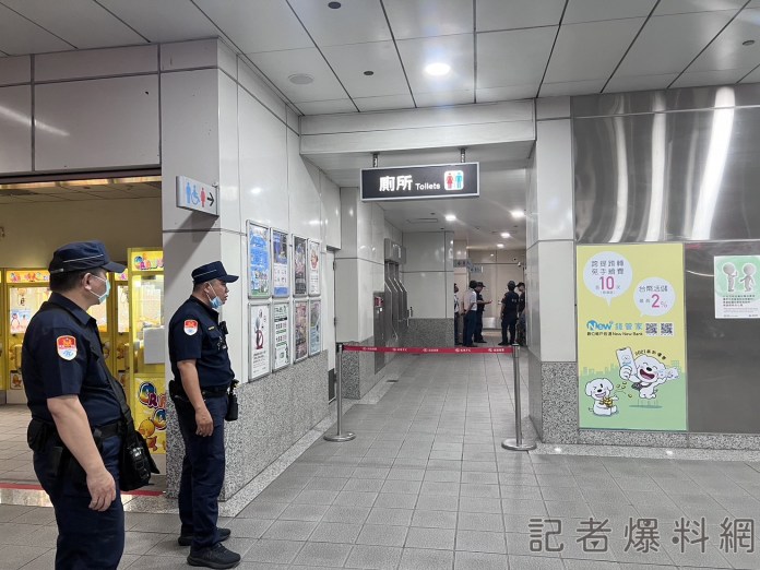(更新警方說法)詭異! 高雄捷運都會公園站 中年男子暴斃陳屍捷運公廁 72 0F2CC60A 62F5 4F3A A4C6 6682FAB2430E | 社會 社會 記者爆料網
