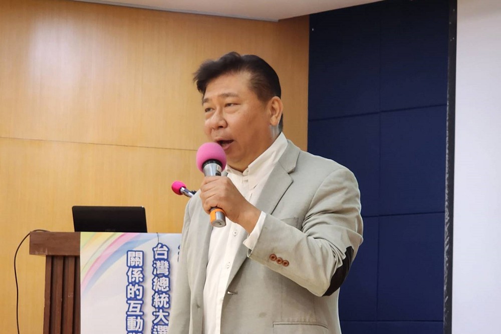 張顯耀「選總統不是帶我們去打仗」 籲在野大聯盟整合才能勝選 268 張顯耀「選總統不是帶我們去打仗」 籲在野大聯盟整合才能勝選 267