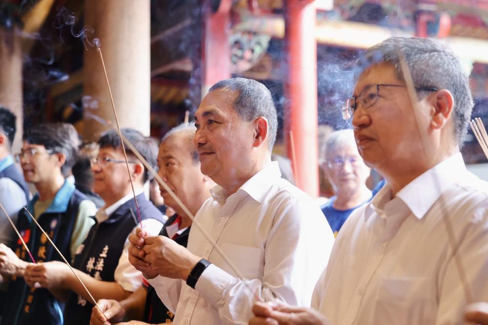 參拜新埔義民廟 侯友宜:用義民爺精神讓多元族群團結 280 參拜新埔義民廟 侯友宜:用義民爺精神讓多元族群團結 279