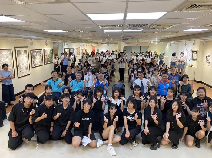 《半夜一點半》遇見「蘇格拉底」? 答案藏在員林高中美術班畢業展