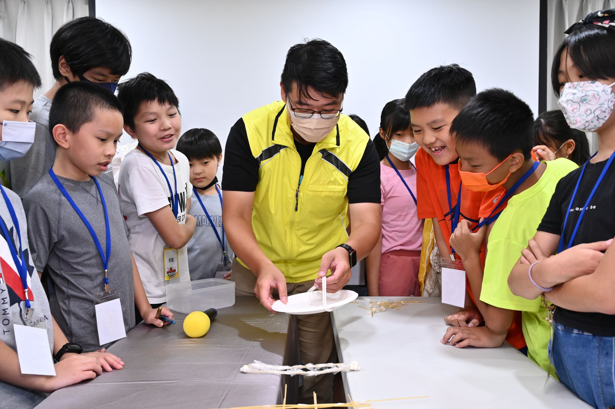 志願服務基礎課程讓學員們了解團隊合作的重要性。(圖/北市觀傳局提供)