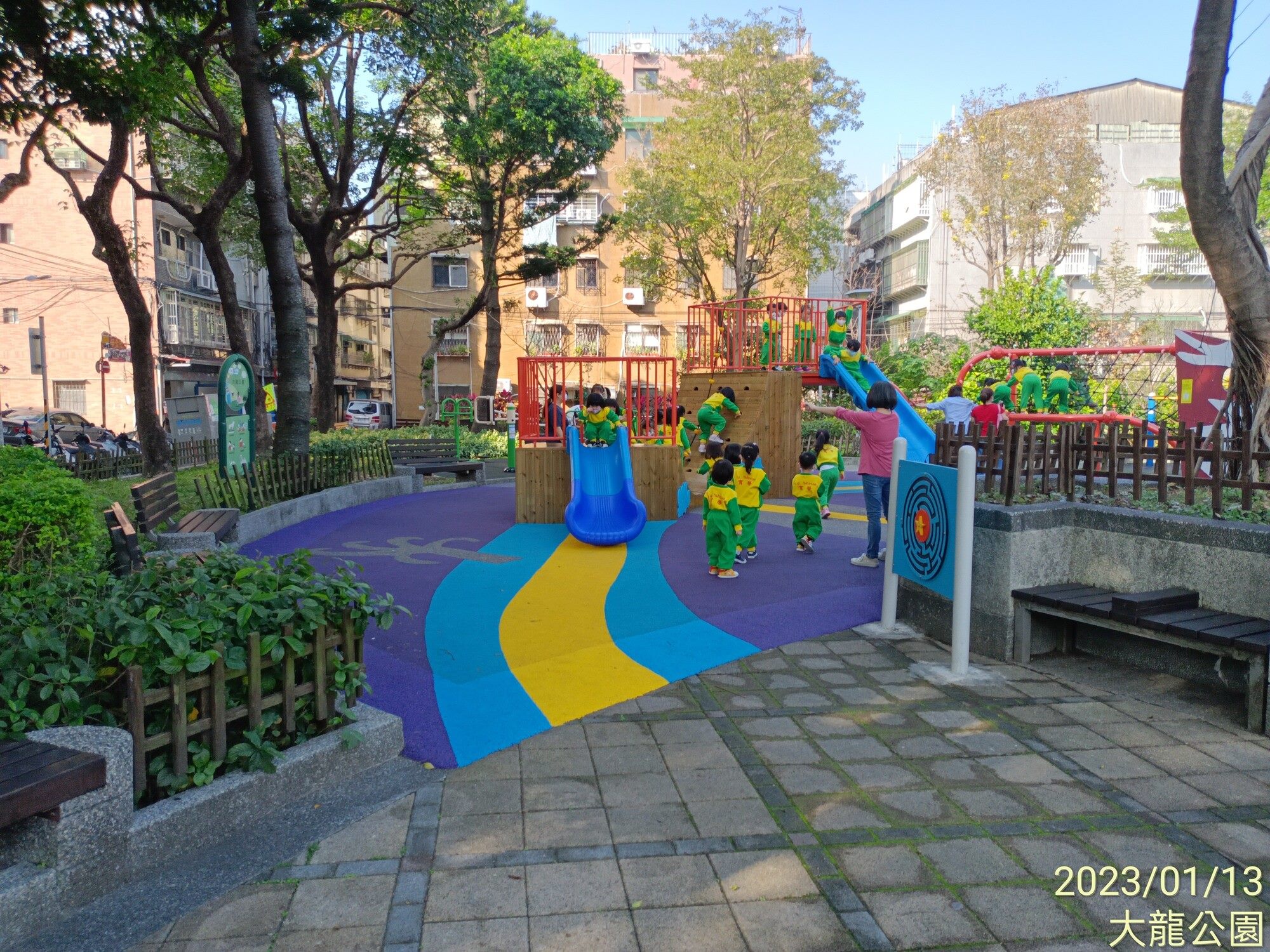 厝邊公園攏好玩! 北市大龍公園與龍共舞!