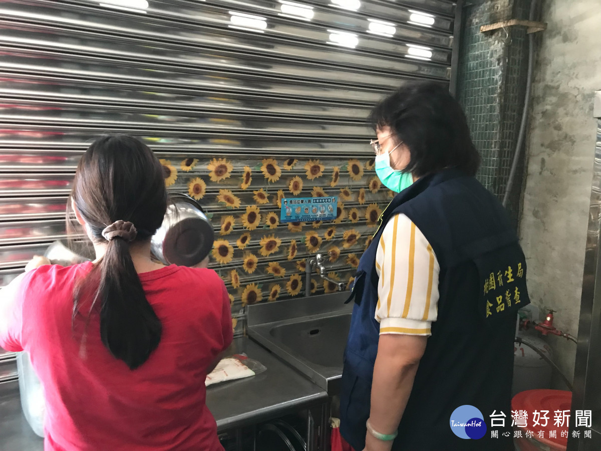 中壢越南法國麵包攤食品中毒案，衛生局開罰54萬