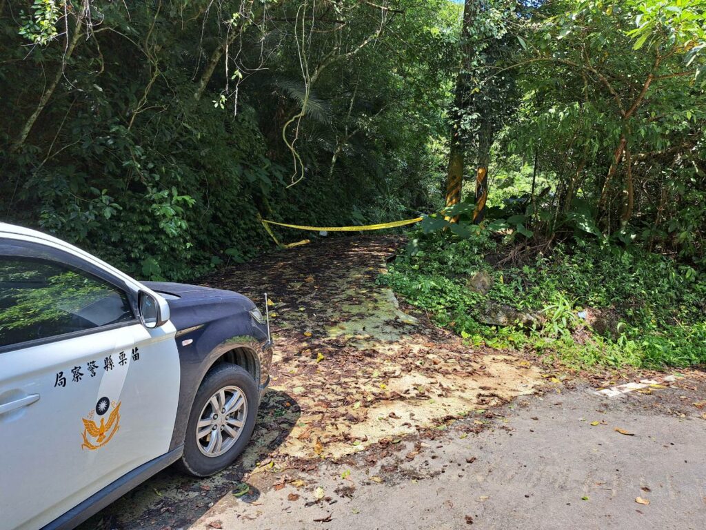 父親節前苗栗驚傳一家五口陳屍車內 死因調查中 68 697537 0 | 社會 社會 記者爆料網