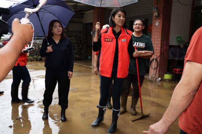 許淑華請求中央專案協助仁愛鄉救災重建 鄭文燦:全力支持 74 20230807023747 7e6b674a | 社會 社會 記者爆料網