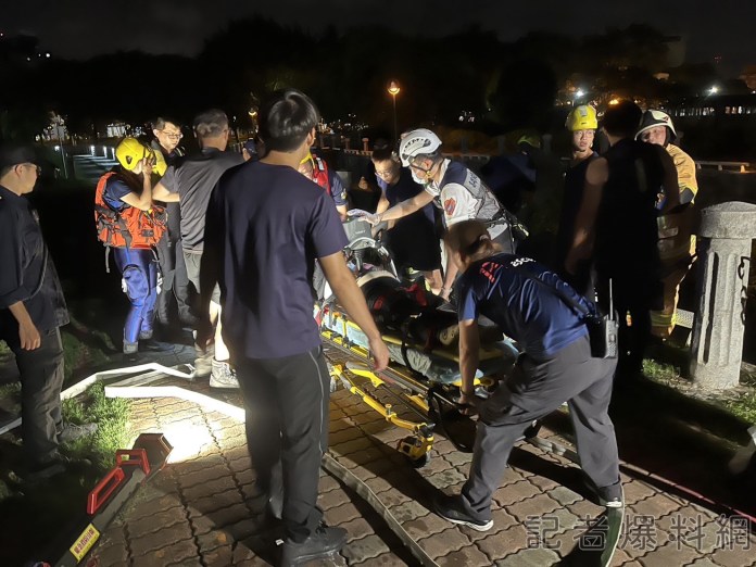 (更新案情)女大生休憩步道練機車 竟連人帶車摔進河渠亡 母崩潰: 當天獨生女才參加外婆告別式 77 06CC93CE 2EB7 4767 A77D A7DDDE3AF0C1 | 社會 社會 記者爆料網
