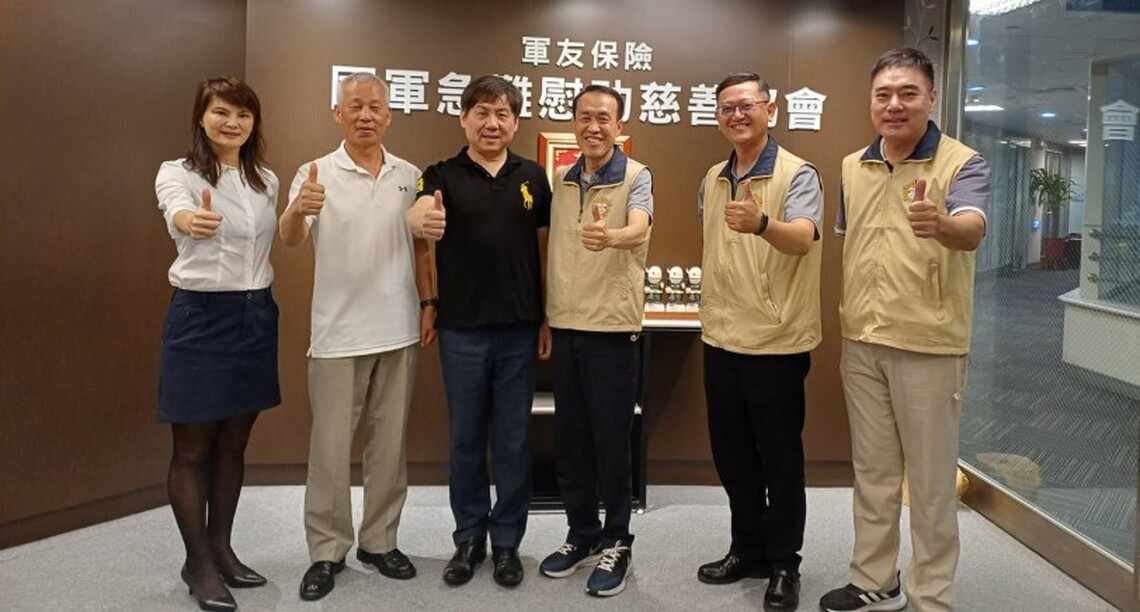 高市榮服處拜訪軍友保險代理人公司 感謝長期協助退除役官兵就業並照顧弱勢遺孤