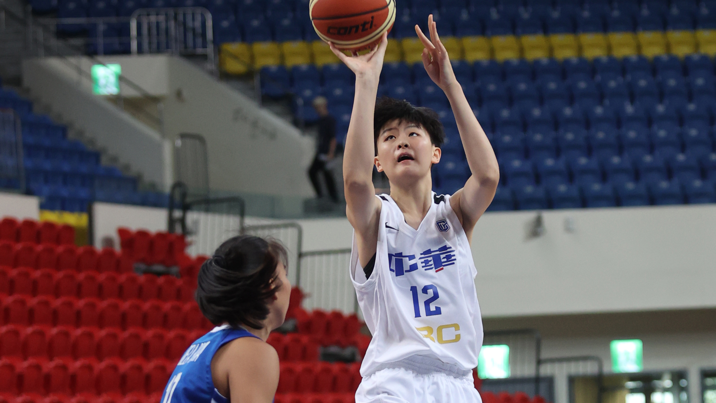 《籃球》年輕小將游沁樺扮奇兵 中華白退菲律賓首勝到手