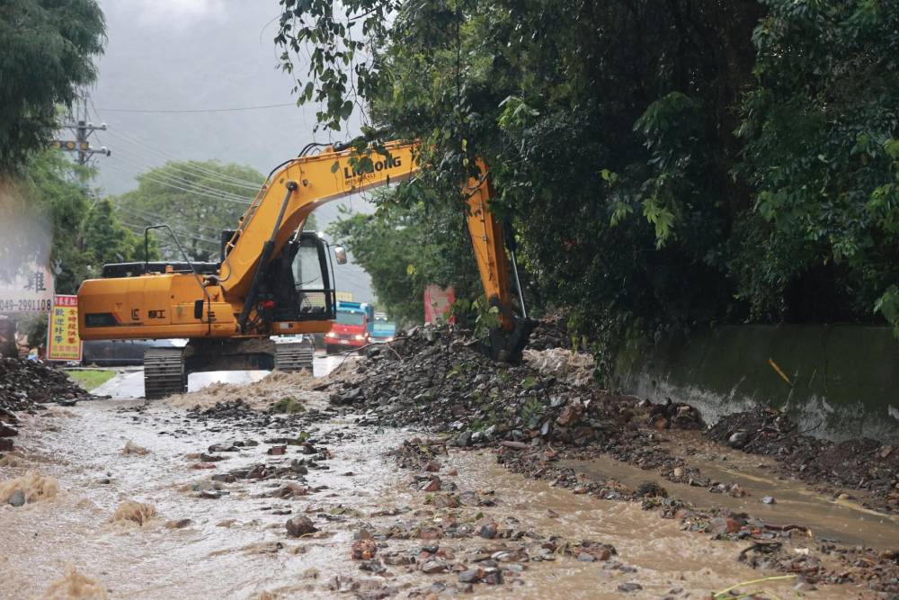 豪雨重創南投山區 中央地方聯手救災 257