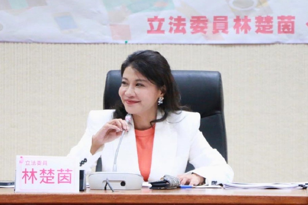 碳焦慮有解? 洪奇昌帶綠委協助企業落實淨零轉型 274 碳焦慮有解? 洪奇昌帶綠委協助企業落實淨零轉型 273