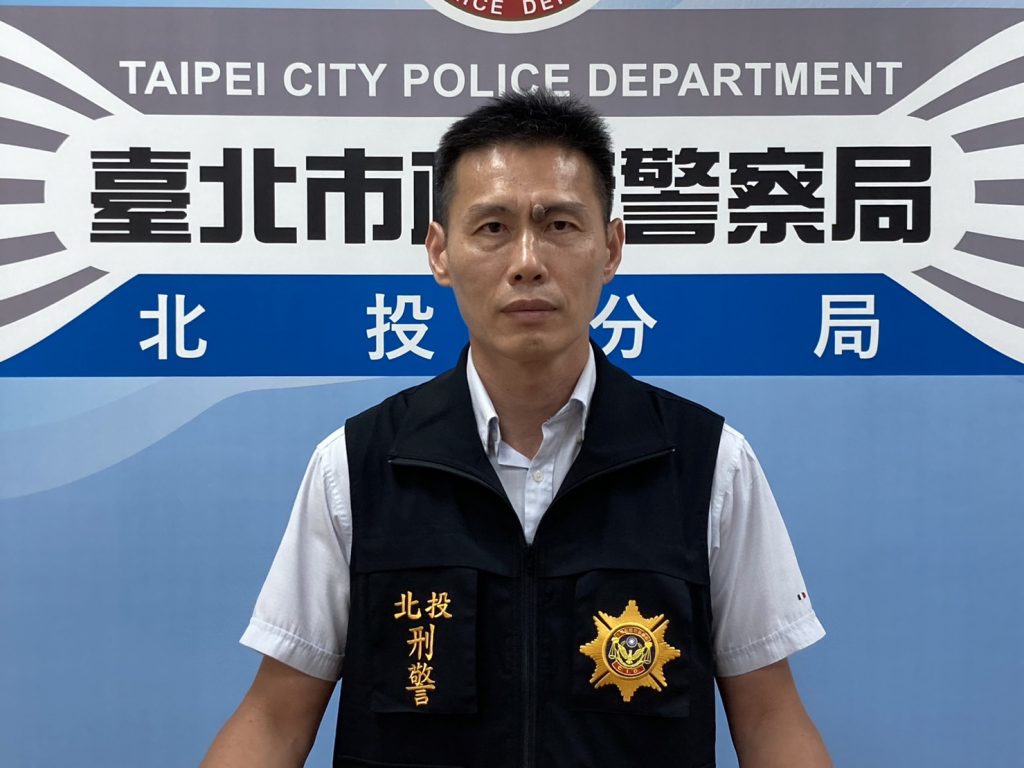 北投分局偵查隊長許文鋒說明案情。(記者宋紹成翻攝)