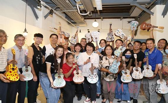 黃敏惠推動樂齡勇壯城市    同樂手作烏克麗麗