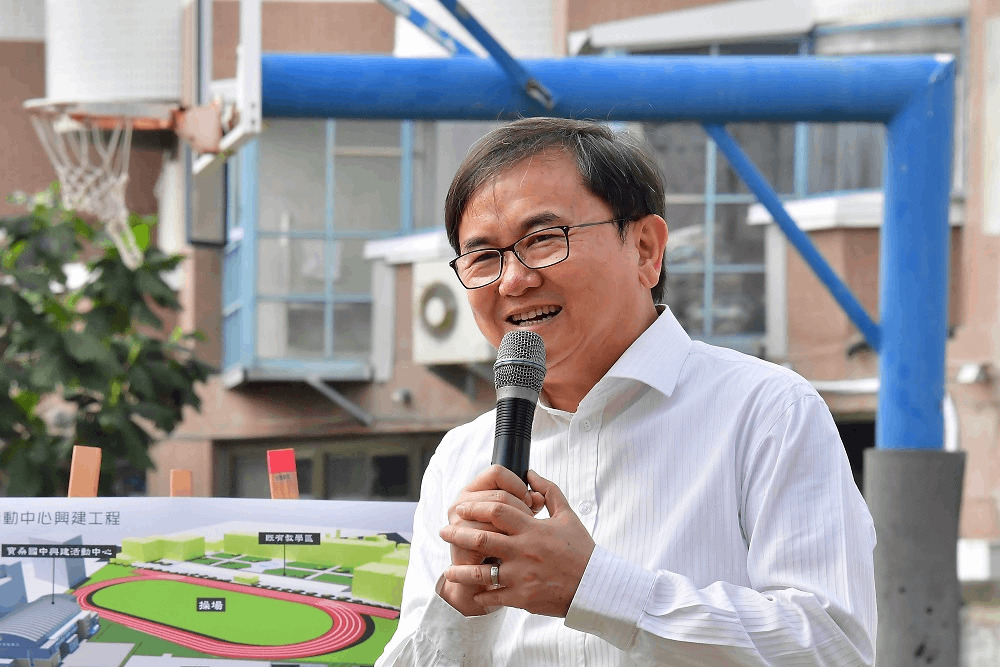 劉櫂豪爭取教育部補助5589萬 整修台東19國中小73老舊廁所 300 劉櫂豪爭取教育部補助5589萬 整修台東19國中小73老舊廁所 299