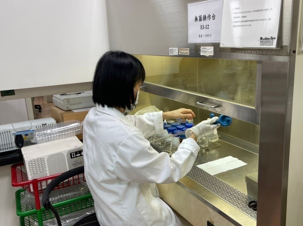 生活中運用一些小常識，享用安全飲用水。(圖/南投縣環保局提供)