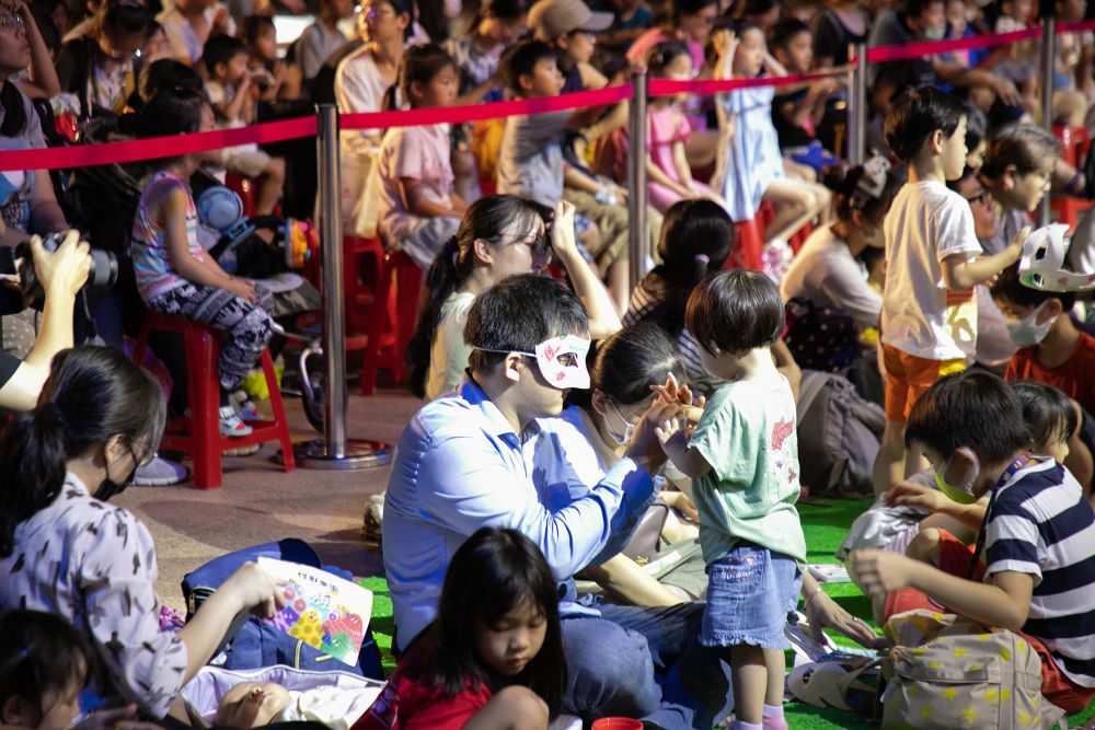 《圖說》怪獸塗鴉樂園,現場氣氛歡樂又溫馨。〈文化局提供〉
