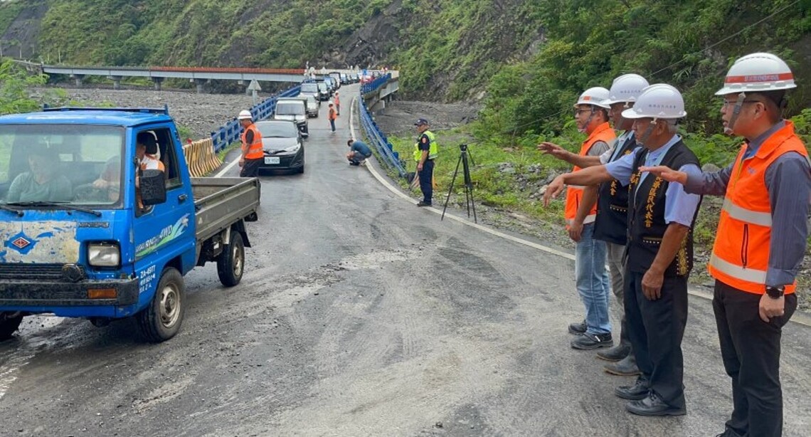台20線明霸克露橋河床便道提前搶通 今日開放通行