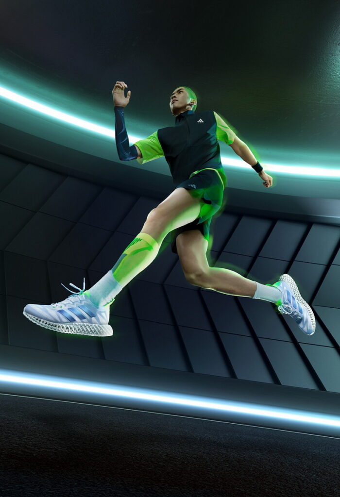 adidas 4DFWD系列延續創新科技,達到強大的向前推進力與能量回饋