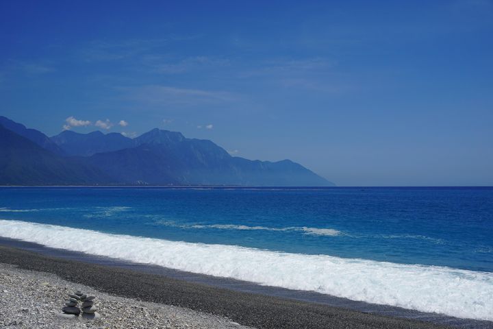流星花蓮山海星光 在七星潭過浪漫七夕