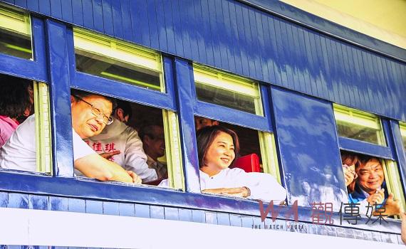 南方小站新亮點　百年木造車廂風華再現潮州鐵道園區