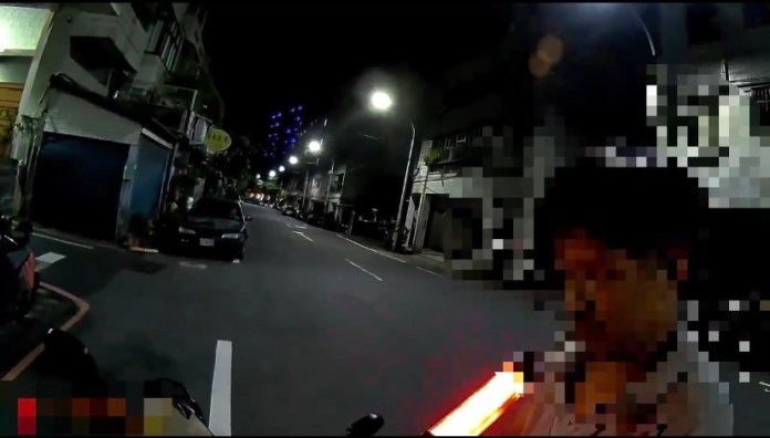 沒戴安全帽騎微型電動二輪車被攔查 越南移工酒測達公共危險遭逮捕 84 211 6 | 社會 社會 記者爆料網