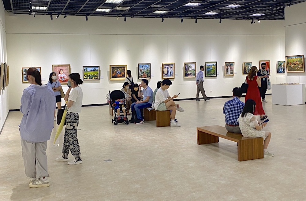 普羅畫室師生聯展登場 「純真.年代」呈現過往美好記憶 290 普羅畫室師生聯展登場 「純真.年代」呈現過往美好記憶 289