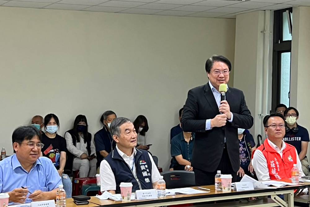 視察台中橋梁工程　林右昌：交通規劃中央全力支持 301