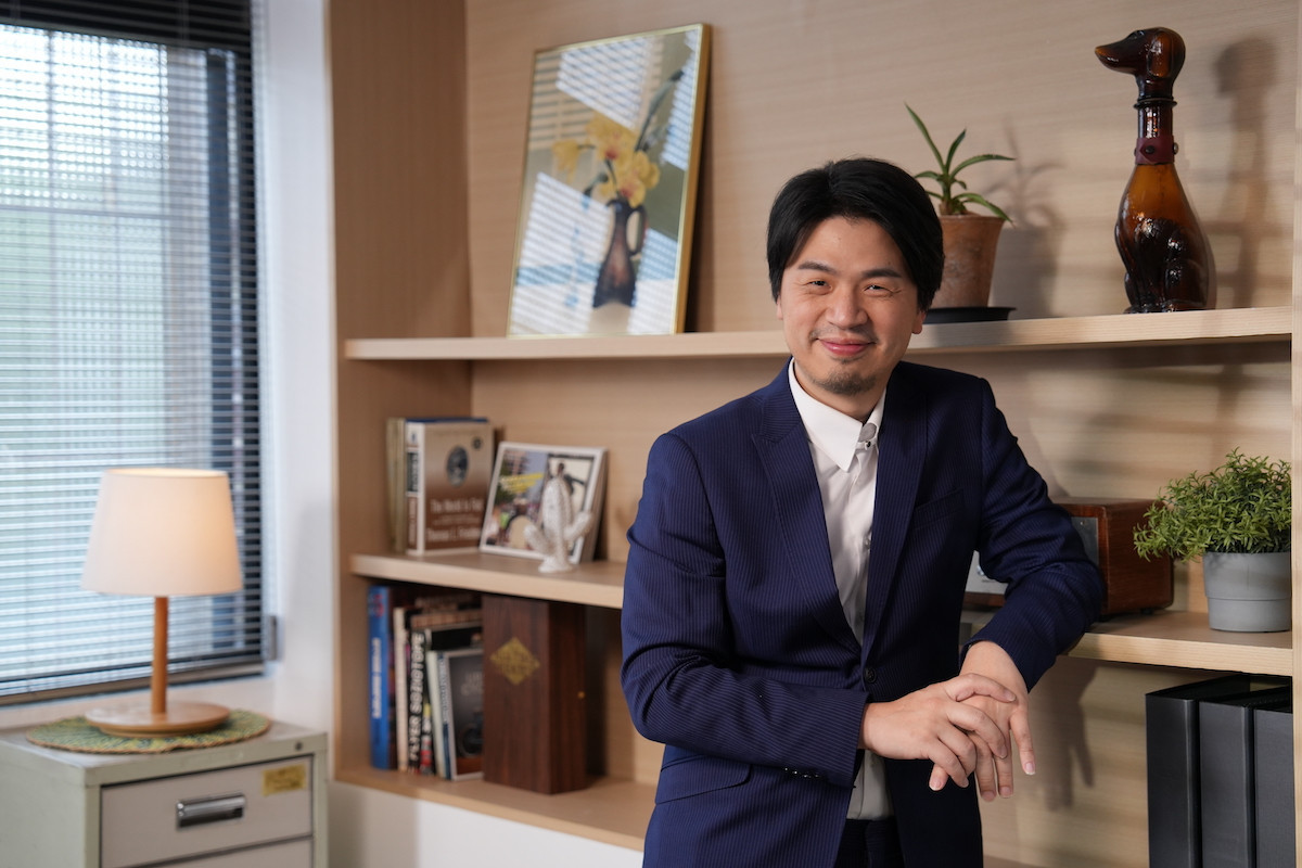 市場數據分析專家,現職 SoWork 首席增長官 - 王俊人 (CJ Wang)